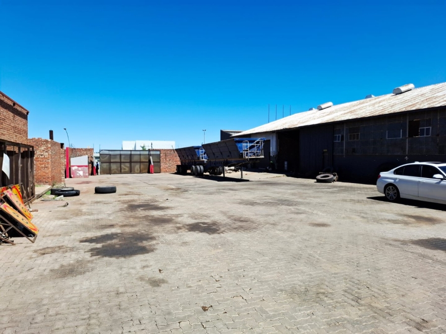 Commercial Property for Sale in Hamilton Free State